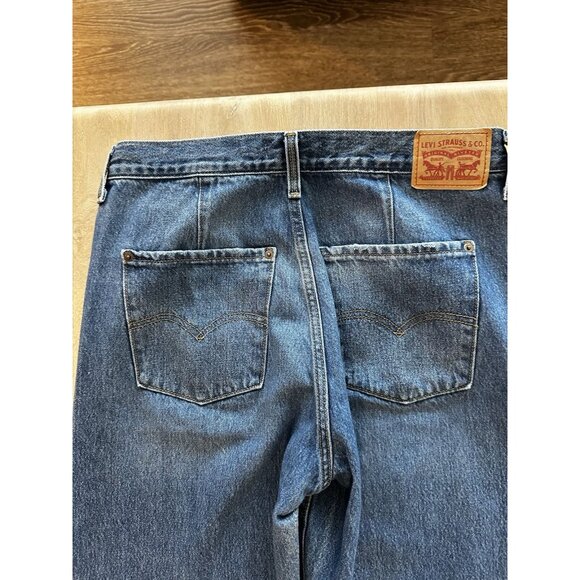 Levi's '94 Baggy Jeans Front Seam Detail Medium Wash Size 30 X 31 - Picture 5 of 6